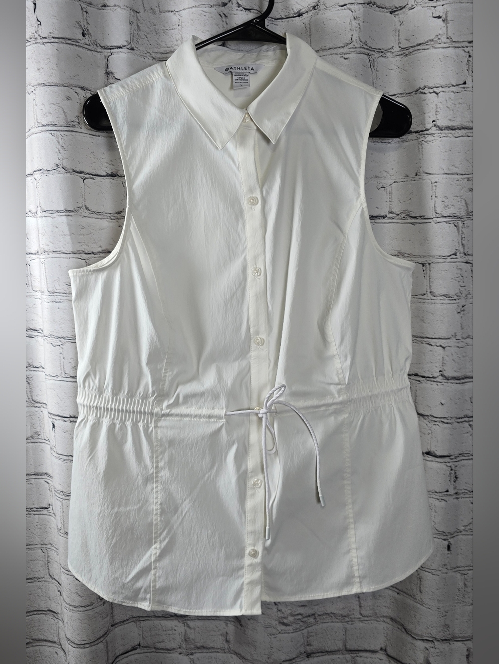 Athleta Levitate White Sleeveless Button-Front‎ Drawstring Shirt Tank Size Large